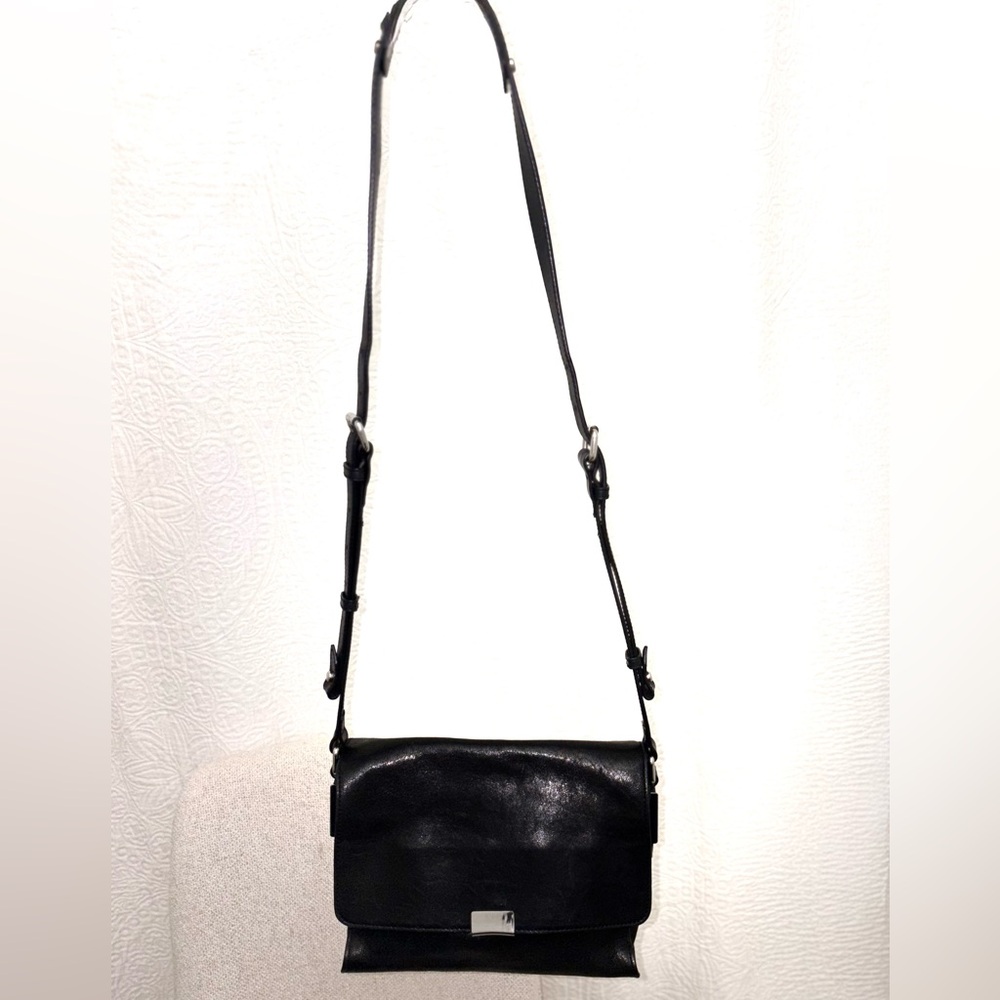 Joy Gryson Elegant Black Crossbody Bag